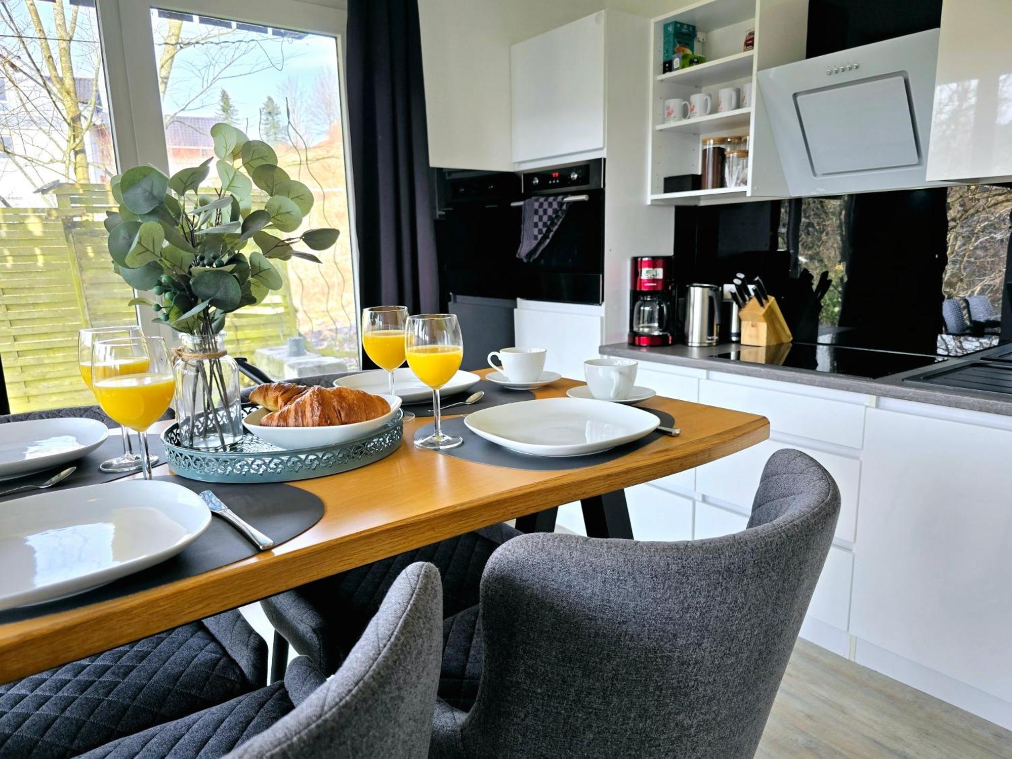 Ferienwohnung Fuchsbau Mit Kamin & Terrasse & Hunde Winterberg Exterior foto