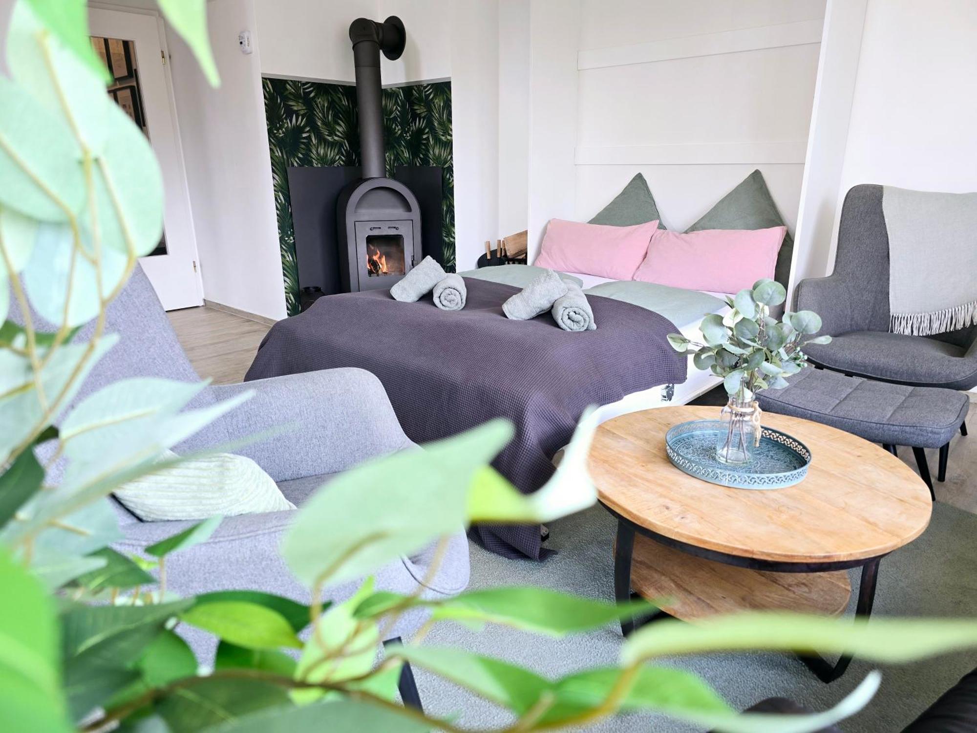 Ferienwohnung Fuchsbau Mit Kamin & Terrasse & Hunde Winterberg Exterior foto
